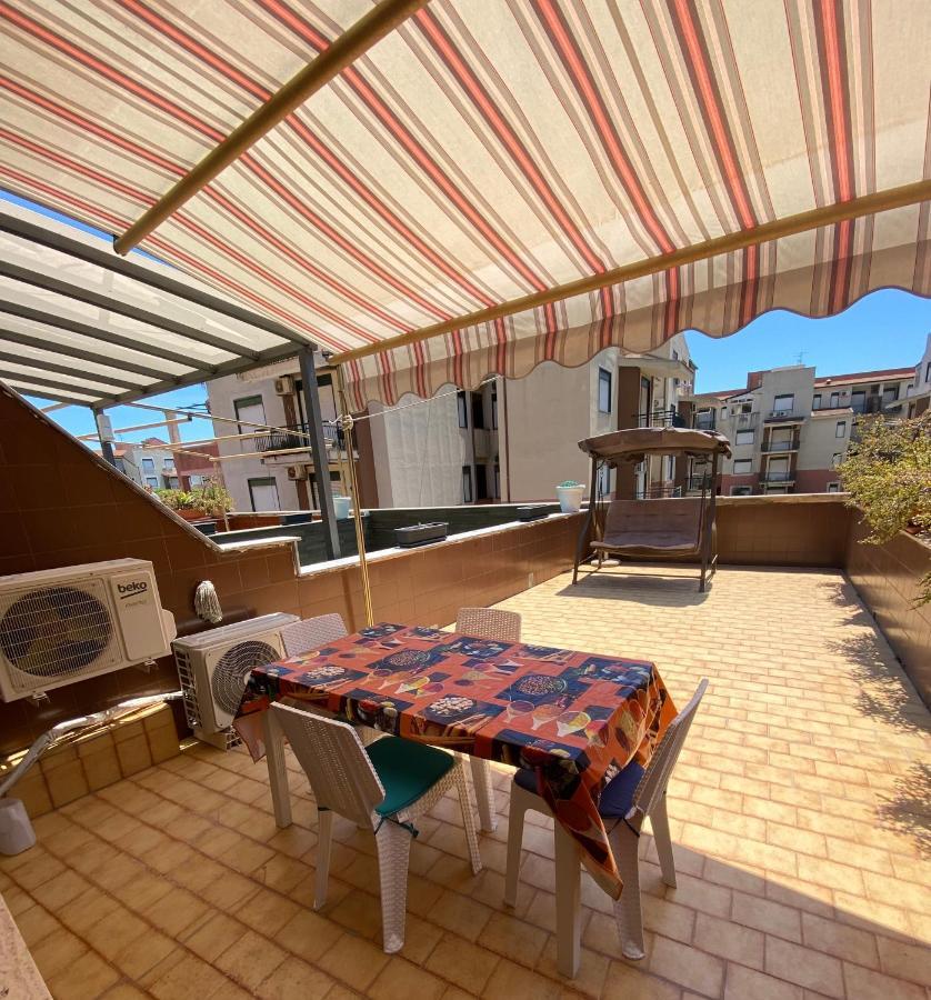 Naxos Beach Apartment Джардини-Наксос Экстерьер фото